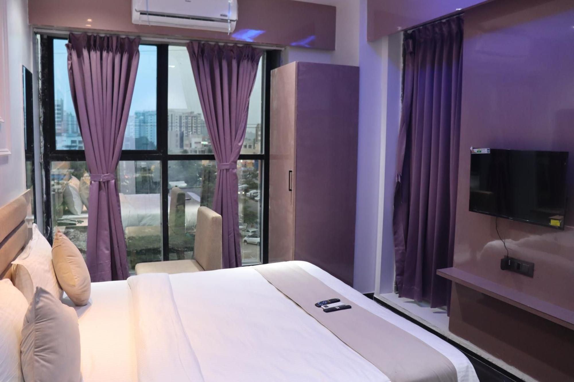 Hotel Czar Inn Сурат Экстерьер фото